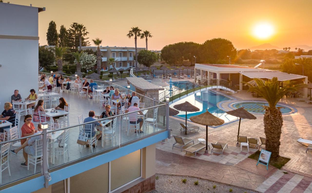 Corali Hotel Tigkaki  Bagian luar foto