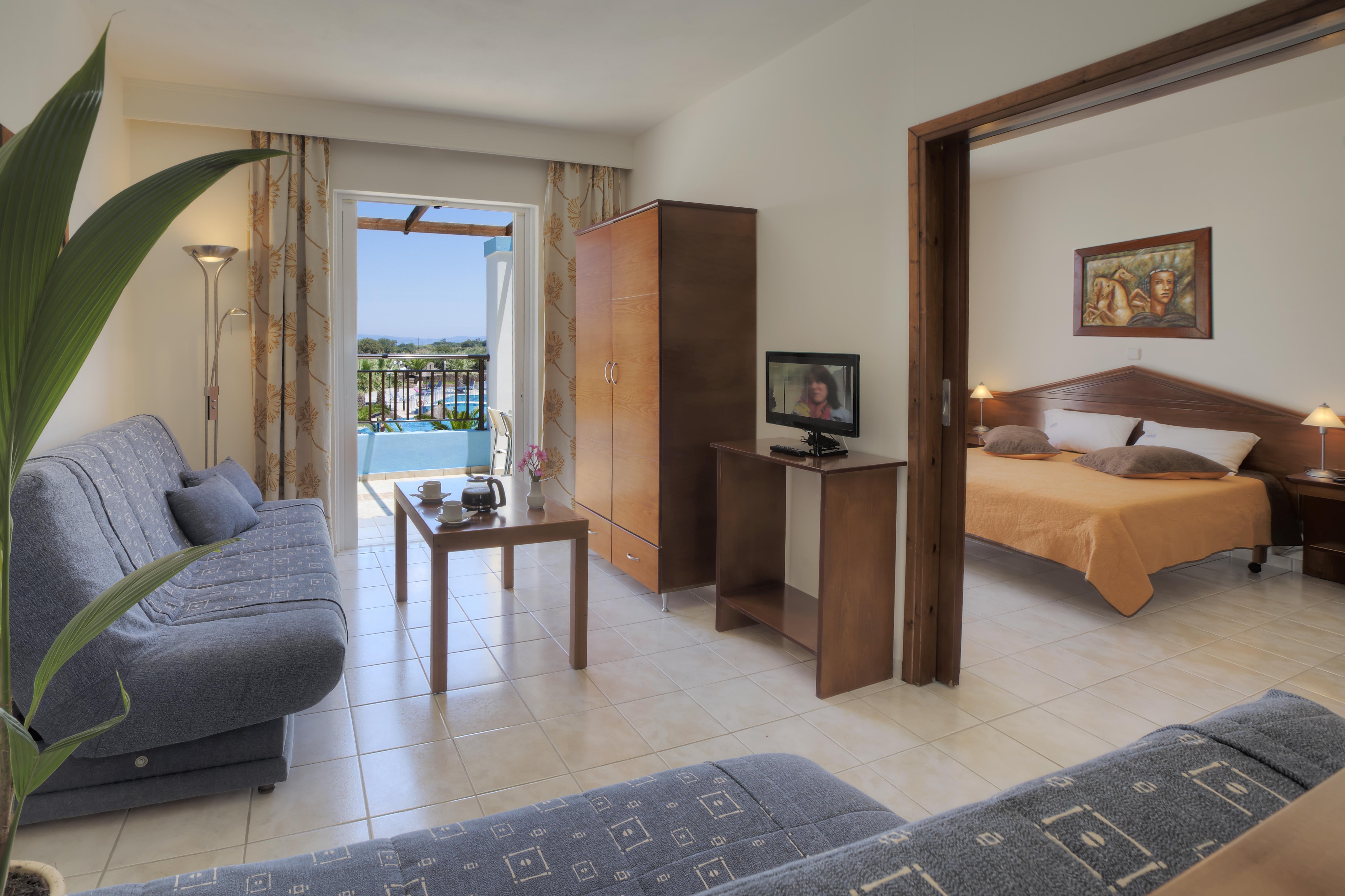 Corali Hotel Tigkaki  Ruang foto