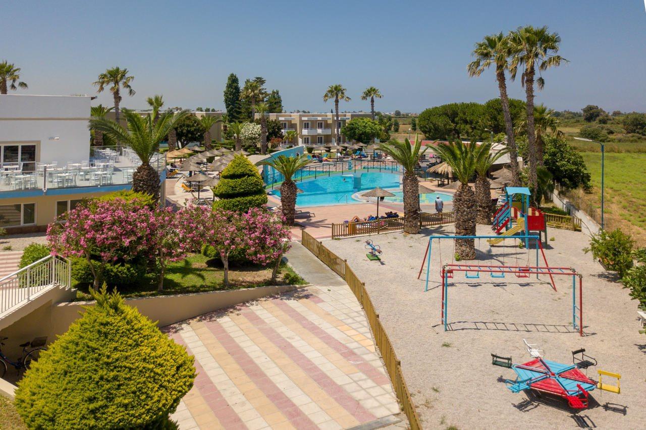 Corali Hotel Tigkaki  Bagian luar foto