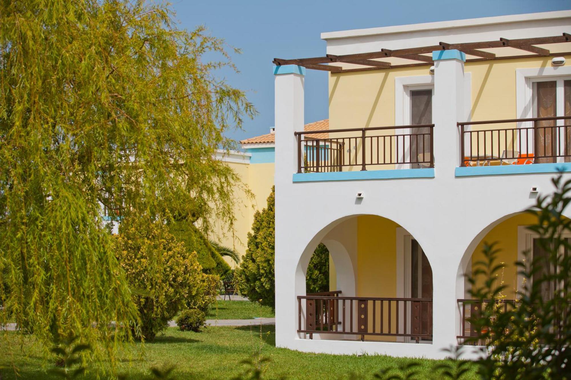 Corali Hotel Tigkaki  Bagian luar foto