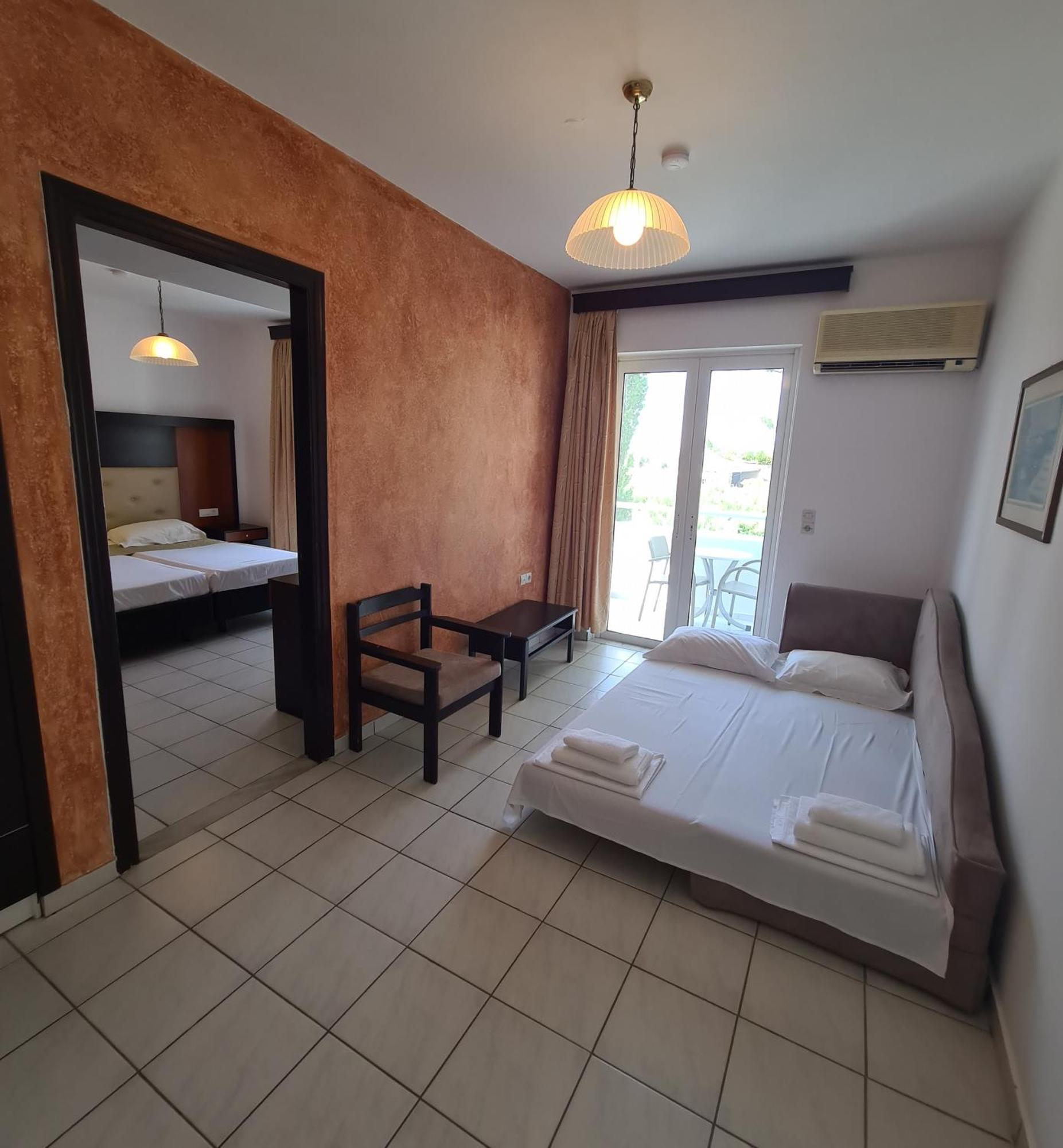 Corali Hotel Tigkaki  Bagian luar foto